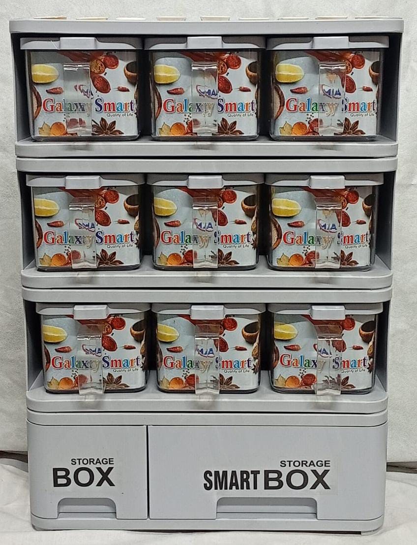 masala box 9 pcs golden and silver colour