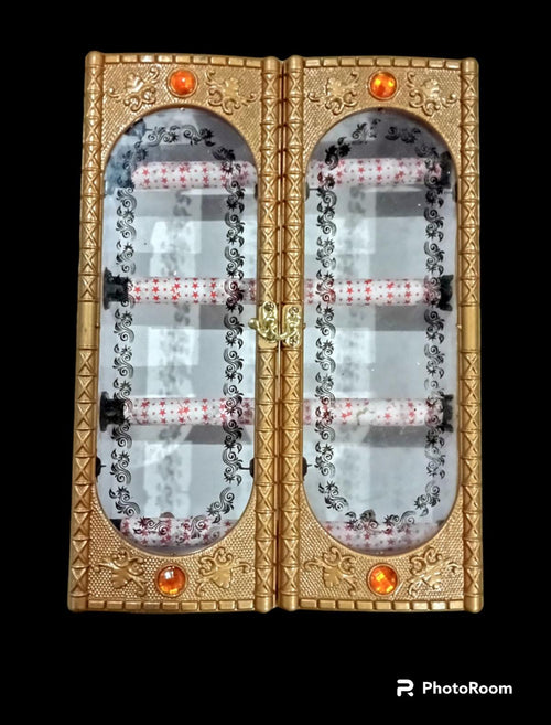 bangls stand .chori stand ..colour golden .mehroon